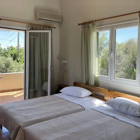 Concert Apartments, Seaside In Kochyli, Limni Evia 3*