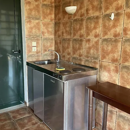 Апарт-отель Concert Apartments, Seaside In Kochyli, Limni Evia