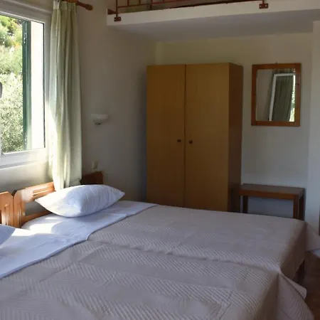 Апарт-отель Concert Apartments, Seaside In Kochyli, Limni Evia
